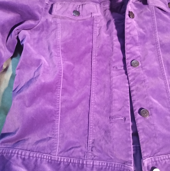 Purple "Velvet" Jacket Trucker Profile Size Large Brand Is (r)relativity EUC - Picture 4 of 13